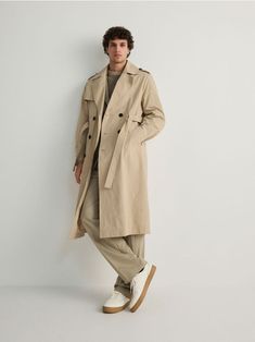 Reserved - Trenchcoat mit klassischem Schnitt - Reverskragen,Knopfverschluss,lange Ärmel,zwei Seitentaschen,Bindegürtel in der Taille Trenchcoat Men Outfit, Beige Trench Coat Outfit Men, Trenchcoat Outfit Men, Men Trench Coat Outfit, Trench Coat Outfit Men, Trench Coat Man, Trenchcoat Men, Men Trench Coat