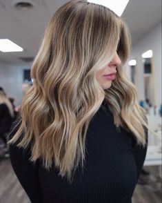 Brown Blonde Balayage Fine Hair, Blonde Framing Face, Dirty Blonde Medium Length Hair, Medium Length Dark Blonde Hair, Shoulder Length Blonde Highlights, Sand Blonde Hair, French Balayage, Sunkissed Blonde, Dark Blonde Balayage