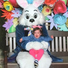 Funny Easter Pictures, Easter Bunny Pictures, Funny Easter Bunny, Photo Fails, Easter Pictures, Funny Easter, Easter Photos, Bunny Pictures