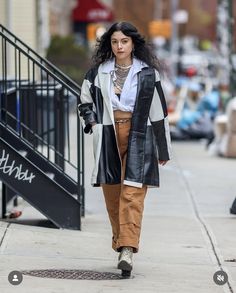 Streetstyle Fashion, Appreciation Post, Nyc Fashion, Fashion Street, Sweater Weather, The Streets, Street Photography, Spring Fashion, Winter Fashion