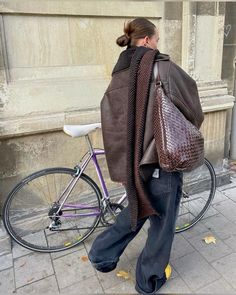 Vinter Mode Outfits, Look Adidas, Looks Pinterest, Estilo Indie, Skandinavian Fashion, Autumn Fits, Scandinavian Fashion, Leather Jacket Outfits, Looks Street Style