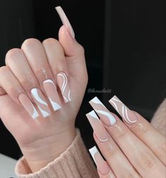 Brown Acrylic Nails, Ombre Acrylic Nails, Edgy Nails, White Acrylic Nails, Her Nails, Simple Acrylic Nails, Glow Nails, Long Acrylic Nails Coffin, Acrylic Nails Coffin Pink