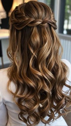 "Dark Blonde and Brown Hair Ideas for Fall Picture Day" Brown Hair Ideas For Fall, Hair Ideas For Fall, Easy Prom Hairstyles, Blonde And Brown Hair, Brown Hair Ideas, Bridesmaid Hair Inspo, Bridemaids Hairstyles, Curly Styles, Simple Prom Hair