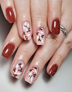 Short Christmas Nail Ideas, Christmas Nail Ideas, Holiday Nail, Holiday Nail Art, 2024 Christmas, Elegant Look, Christmas Nail, Holiday Nails, Christmas Nails