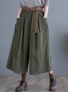 Aesthetic Clothing Stores, Cropped Wide Leg Pants, Corset Bustier, Off Shoulder Fashion, Pants Casual, Fur Fashion, Type Of Pants, Green And Khaki, Corduroy Pants