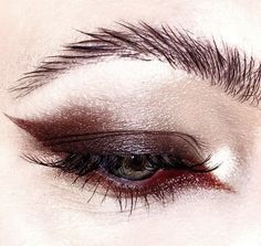 Vampire Makeup, Red Eyeshadow, Swag Makeup, Dope Makeup, Edgy Makeup, Makeup Tattoos, Goth Makeup, Dark Makeup, Creative Makeup Looks