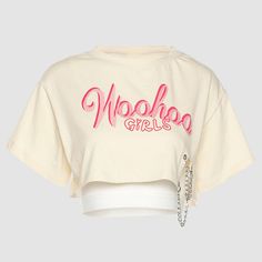 Features: Relaxed fit Two-piece Short sleeves Letters print design Material: cotton, spandex Celana Jogger Wanita, Chain Crop Top, Costume Bags, Chain Top, Cropped Tops, Two Piece Set, Look Cool, Pretty Outfits