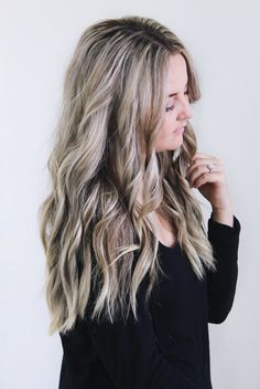 Beach Waves With Flat Iron, Iron Curls, Curl My Hair, Curls With Straightener, Beach Curls, Super Easy Hairstyles, Curl Your Hair, Flat Iron Curls, Curly Hair Tutorial