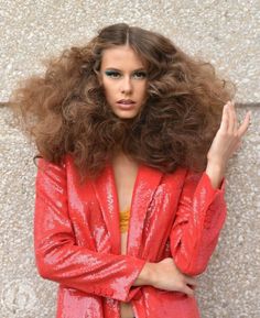 70s Disco Hair, Jungle Disco, Black Photoshoot, Disco Makeup, Disco Hair, Retro Swim, Natural Curly Hair Cuts, Disco Glam