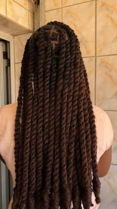 Big Twist Braids Hairstyles, Brazilian Wool Hairstyles, Black Hair Protective Styles, Brazilian Wool, Hair Braid Patterns, Hair Facts, Short Box Braids Hairstyles, Natural Hair Short Cuts, Big Box Braids Hairstyles