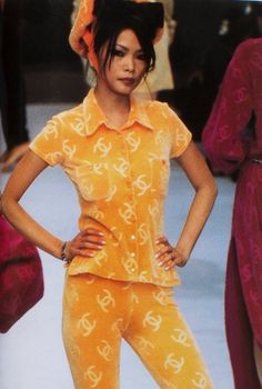 Chanel 90s, Runway Fashion Couture, Couture Fashion, Rihanna, Runway Fashion, Jumpsuit, Saree