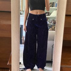 Brand New With Tags Free People Lotus Blue Velvet Pants, Mid Rise Balloon Leg. Size 24, So Cute!! Fitted Velvet Wide Leg Pants, Fitted Full-length Velvet Bottoms, Velvet Low Rise Pants, Anthropologie Blue Velvet Flare Pants, Blue Velvet Pants, Luxury Velvet Wide-leg Pants, Low Rise Pants, Free People Pants, Velvet Pants