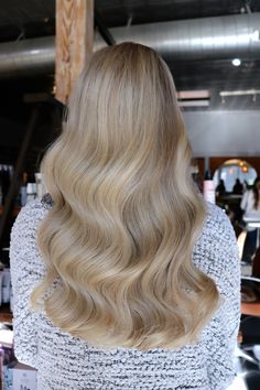 Structured Waves Hair, Strapless Wedding Gown Hairstyles, Blonde Glam Waves, Bridal Glam Waves Middle Part, Soft Wave Bridal Hair, Hollywood Bridal Waves, Glamour Curls Wedding, Half Up Hollywood Waves Wedding, Wedding Glam Waves