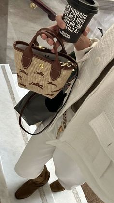 Beige Ootd, Longchamp Mini, Bag Longchamp, Longchamp Bag, Luxury Bags Collection, Bag Obsession, Elegant Casual, Fancy Bags, Pretty Bags