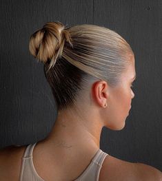 Party Hairstyles For Medium Hair, Hair In A Ponytail, Trendy Braids, Wedding Hairstyles And Makeup, Sleek Bun, Paris Mode, Hairstyles For Medium Hair, Wedding Hair Inspiration, A Ponytail