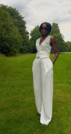 Classy Wardrobe Aesthetic, All White Classy Outfits For Women, Cute Corporate Outfits Summer, Thick Petite Outfits, Birthday Blazer Outfit, The Sage Archetype Aesthetic Outfit, Chic Outfits Midsize, Sign Out Outfit Ideas Nigeria University, White Pants Suits For Women