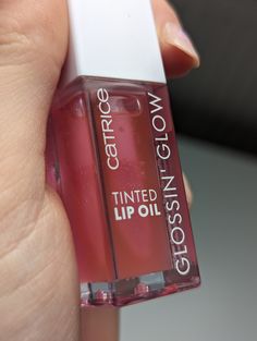 #lipoil #pink #catrice #pink #aesthetic #makeup Sephora Kids, Pink Aesthetic Makeup, Cherry Girl, Cute Nail Polish, Lip Combo, Beauty Skin Care Routine, Lip Oil, Pretty Makeup