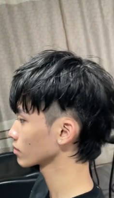 Queer Haircut, Going To Japan, Men Haircut Curly Hair, Asian Haircut, Mullet Haircut, Mens Hairstyles Thick Hair, Men Hair Color, Asian Short Hair, Hair Inspiration Short