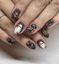 Halloween Fall Nail Ideas, Blackberry Nails Design, Ghost Floral Nails, Black Background Nails, Neutral Spooky Nails, Mabon Nails, Book Theme Nails, Nail Ideas Halloween Acrylic, Marigold Nail Art