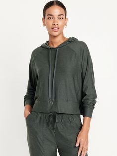 drawstring hood raglan sleeves pullover style go-dry wicks moisture loose fit hits high on hip models are approx.  5'9" and wear sizes s (4), l (12), and xl (18)machine wash according to the care instruction label  . Best Holiday gift for Women , perfect Hoodies for Christmas! Hoodie Green, Crop Hoodie, Old Navy Women, Big And Tall, Petite Size, Wicks, Cropped Hoodie, Gift For Women, Raglan Sleeve