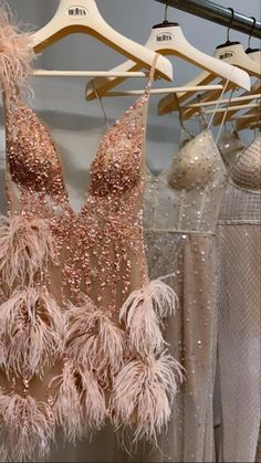 Embellished Embroidery, Soft Feminine Outfits, Feminine Outfits, Soft Feminine, Organza Fabric, Glam Dresses, Hoco Dresses, Fancy Dresses