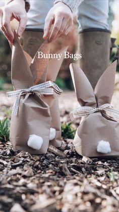 Easter Goodie Bags, Bunny Birthday Party, Easter Presents, Bunny Party, Bunny Bags, Easter Goodies, Bunny Birthday, Bunny Crafts