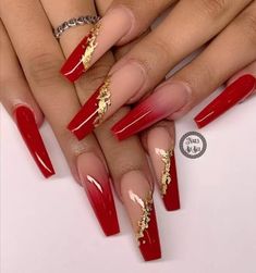 Nail Designs In Red Color, 21st Birthday Nails Simple, New Years Nail Designs Red, Red And Gold Wedding Nails, Red White And Gold Nail Designs, Red And Gold Acrylic Nails Designs, Red Long Nails Acrylic, Fall Red Nails Designs, Red Gold Black Nails