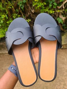 Classy and simple handmade  black leather female summer slippers Classy Slippers, Latest African Men Fashion, Female Shoes, Summer Slippers