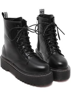 قلادات متدلية, Shoes Boots Ankle, Boots Ankle, Vixx, Dream Clothes, Short Boots