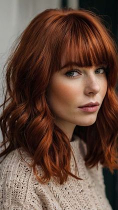 Wondering if a choppy pixie is your next go-to style this fall? This stunning dark copper style promises to elevate your look while being easy to manage. Discover tips to rock this hairstyle! #FallHairColors #DarkCopper #ChoppyPixie #HairTrends #ChicHairstyles Fire Copper Hair, Dark Ginger Short Hair, Chestnut Red Hair Color, Copper Shag Hair, Dark Copper Red Hair, Ginger Shag, Cortes Aesthetic