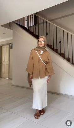 Petite Hijab Outfit, Shirt And Maxi Skirt Outfit, Hijabi Holiday Outfits, Hijab Skirt Outfit, Hijabi Skirt Outfits, Skirt Hijab Outfit, Modest Outfits Summer, Hijabi Fashion Summer, Hijab Outfit Summer