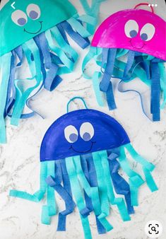 paper plate jellyfish craft for kids to make