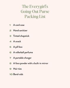 Night Out Bag Essentials, What To Carry In Your Purse List, Purse Must Haves Items, Purse Packing, Small Purse Essentials, Purse Essentials List, Traveling Checklist, Going Out Purse, Night Out Bag