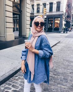 Street Hijab Fashion, Selfie Photography, Instagram Selfie, Hijabi Style, Muslim Outfits, Mia 3, Hijab Chic