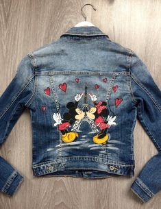 Hand painted Mickey and Minnie Jean Jacket, Disney Denim Jacket, Mickey and Minnie in Paris, The Eiffel Tower, Mickey and Minnie Love Hand Painted Jacket by JulieBoutiqueAndArt! Denim jacket - hand painted with professional water resistant textile paint. Unique hand painted jacket for Disney Disney Denim Jacket, Denim Jacket Diy Paint, Mickey And Minnie Love, Diy Denim Jacket, Painted Clothes Diy, Disney Jacket, Disney World Outfits, Painted Jacket