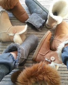 Ugg Snow Boots, Kids Ugg Boots, Ugg Boots Men, Uggs Outfit, Classic Boots