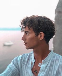 Curly Short Hair For Men, Shorter Curly Hair Men, Men’s Curly Hair Taper, Medium Curly Hair For Men, Short Curly Man Hair, Curly Top Mens Haircut, Short Men Curly Hair, Haircuts For Medium Hair Men Curly, Short Curly Hair Inspo Men