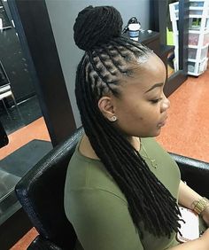 Woman Locs, Afro Hair Woman, Blonde Dreadlocks, Style Braids, Long Hair Tips, Hairstyles 2024