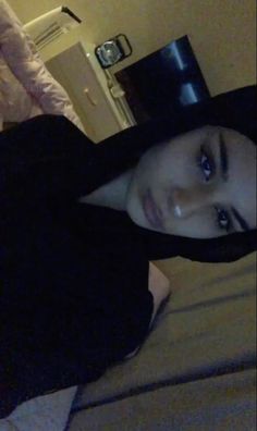 Hijabi Selfie, Baddie Hijabi Outfits, Nazeera Ibrahim, Girls Veiled, Simple Hijab, Hijab Aesthetic