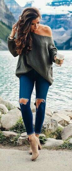 Oversized. Clothing, Shoes & Jewelry : Women http://amzn.to/2kCgwsM Fashion Trend Inspiration, Autumn Fashion Casual, Fall Clothes, Going Out Outfits, Chunky Knits Sweater, Fall Fashion Trends, Fall Winter Style, Mode Inspiration