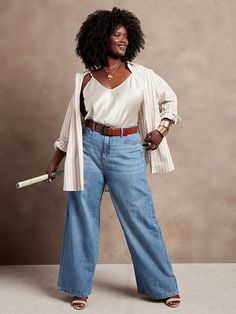 Midsize Modest, Wide Leg Jeans Plus Size, Plus Size Wide Leg Pants, Wide Leg Pants Plus Size, Jeans For Fall, Style Wide Leg Jeans, Autumn Styles, 2023 Moodboard, Wide Leg Jeans Outfit