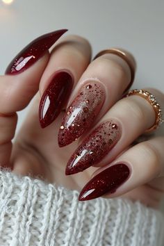 Try this chic and stylish nail art look for flawless nails! #NailArt #Beauty Vampire Inspired Nails, Fashion Nail Designs, Autumn Nail Designs, Autumn Nail, Elegant Nail Art, October Nails, Her Nails, Thanksgiving Nails