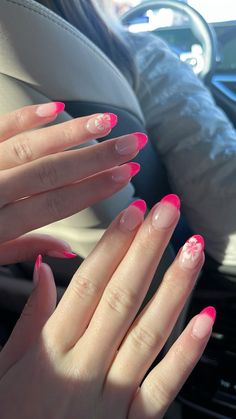 Preppy Nail Inspo Almond, Cute French Tip Summer Nails, Summer Nails With Tips, Pink French Tip Summer Nails, Summer Nail Tips Ideas, Summer Nail Ideas French Tips Almond, French Tips With A Design, Pink Summer French Tip Nails, Nails For California