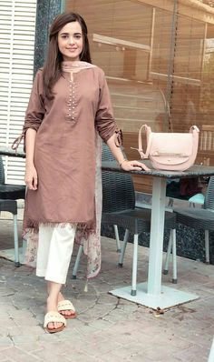 Misha Lakhani, Pakistani Fashion Casual, Casual Wear Dress, Kurti Designs Party Wear