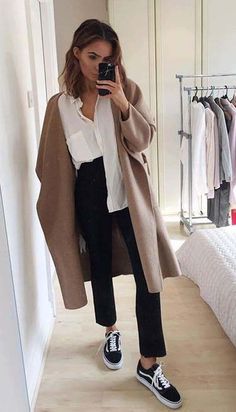 Outfits Guide, Fall Fashion Coats, Mode Tips, Stylish Fall Outfits, Paris Mode, Trendy Fall Outfits, Trendy Fall, Casual Work Outfits