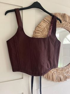 Plain yet simple and elegant! Add this timeless staple to your wardrobe and pair with so many different fits 🖤 Created in 100% brown cotton it features a lace up back making it extremely versatile for your style and fit. Corset features boning and top stitching details and is lined with a gorgeous brown satin  -handmade with love 💜 Follow us on insta @eccentricclothing Fitted Cotton Top With Corset Back, Brown Underbust Corset With Corset Back, Brown Corset Top, Brown Corset, Cotton Corset, Brown Satin, Cropped Tube Top, Top Stitching, Corset Top