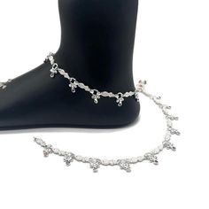 Name of product: 925 Sterling Silver Light Weight Anklet / Silver Payal Weight: 38.1 grams. Length: 26.9 centimeter  FREE EXPRESSS SHIPPING  -----Feedback::- A satisfied customer is our top priority and your feedback forms the backbone of our success. Don't forget to give positive feedback along with good ratings. Thank You White Metal Anklet Perfect For Gifting, White Metal Anklet As Gift, White Metal Anklets For Gift, Silver Anklet As A Gift, Silver Toe Ring Anklets For Festivals, Festive Silver Sterling Silver Anklets, White Anklets With Latkans, Silver Anklets With Latkans As A Gift, Silver Sterling Silver Toe Ring Anklet