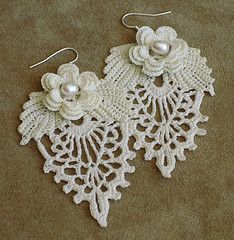 white lace earrings with flowers and pearls