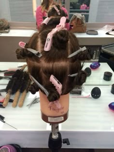 Full Head Of Highlights, Head Of Highlights, Hair Salon Pictures, Hairdressing Training, Parting Hair