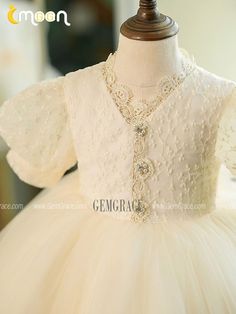 10% off now|Free shipping world-wide. Vintage Style Short Tulle Ballgown Flower Girl Dress with Lace at GemGrace. Click to learn our pro custom-made service for wedding dress, formal dress. View #FlowerGirlDresses for more ideas.